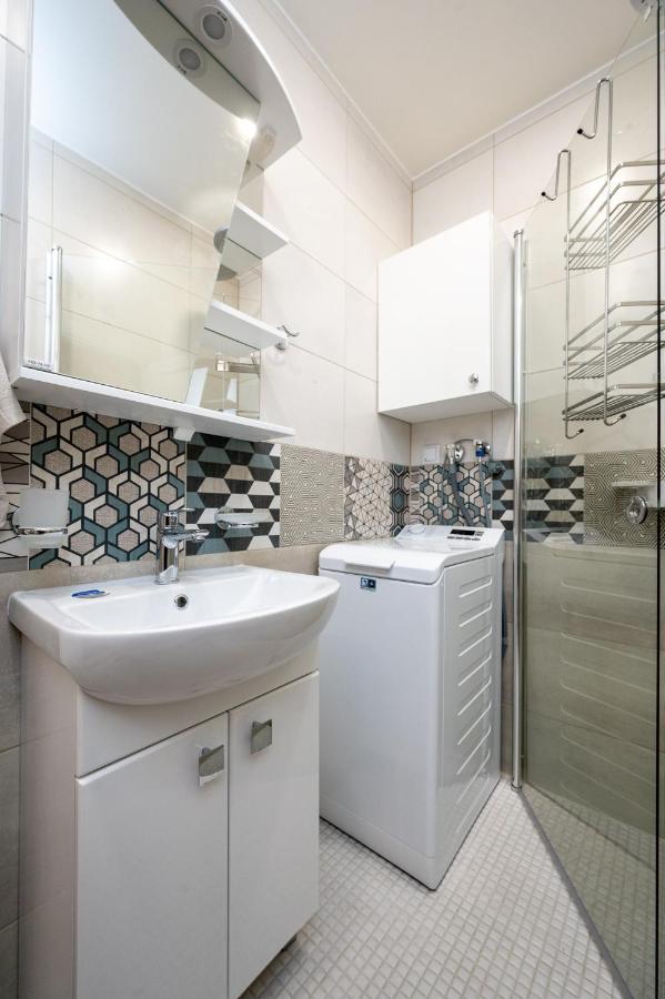 Brand New, Cozy And Quiet 1 Bedroom Apartment, Free Parking Talin Exterior foto